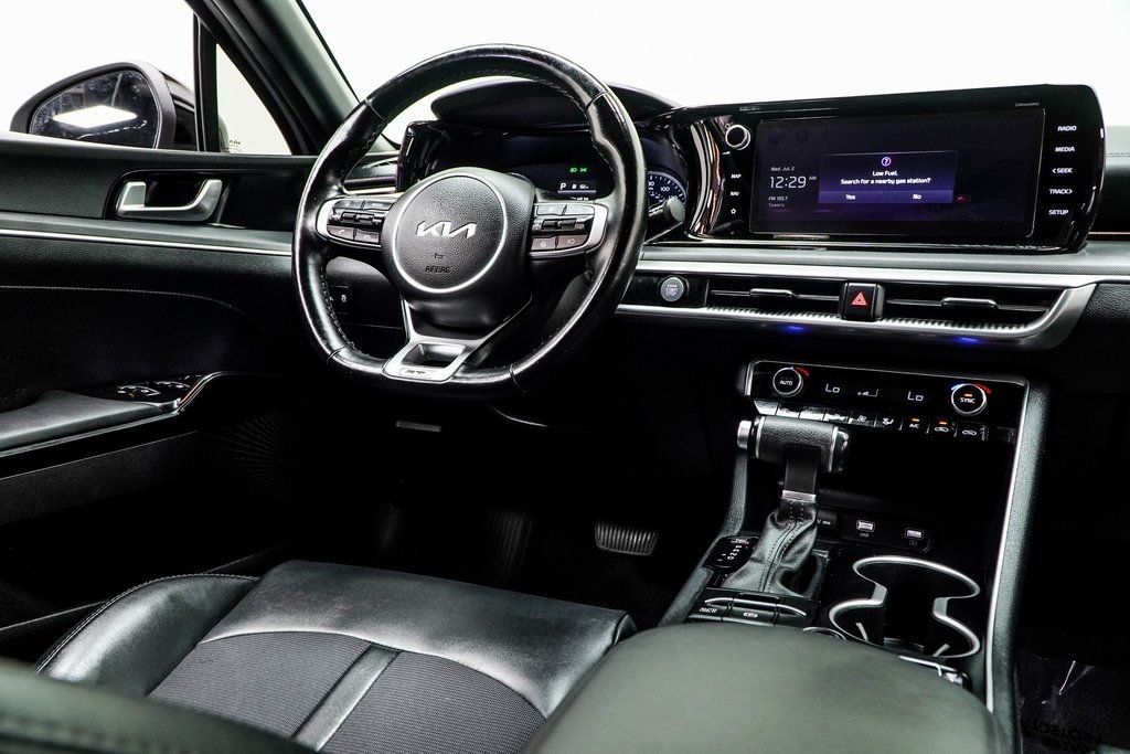 2023 Kia K5 GT-Line photo 19