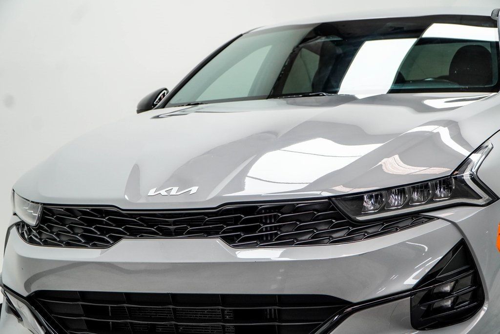 2023 Kia K5 GT-Line photo 2