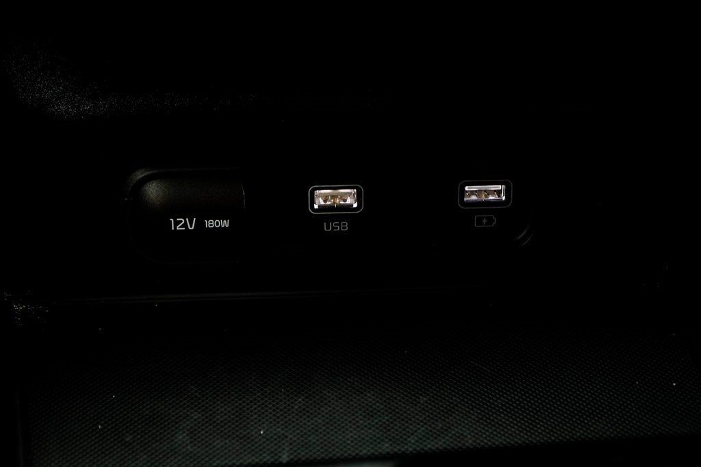 2023 Kia K5 GT-Line photo 24