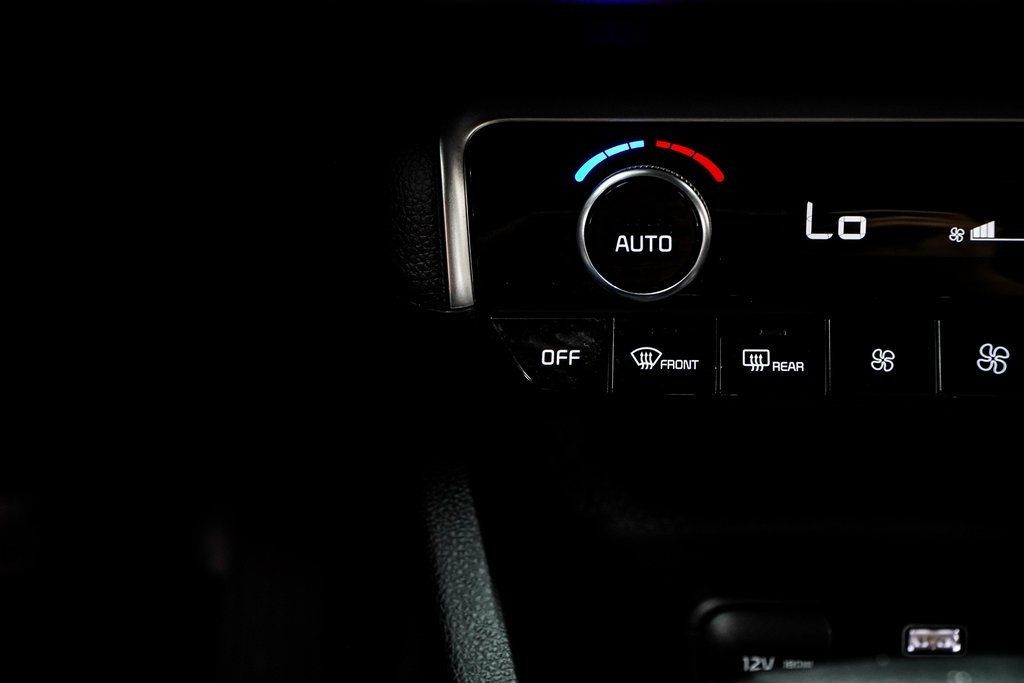 2023 Kia K5 GT-Line photo 26