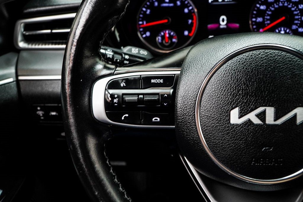 2023 Kia K5 GT-Line photo 33