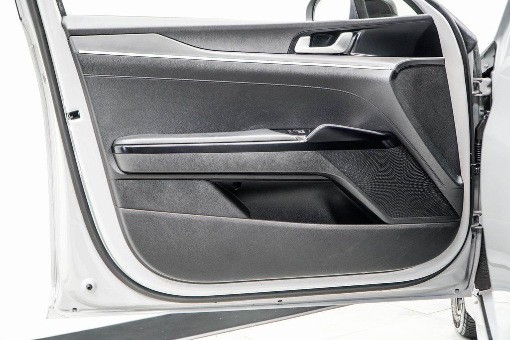 2023 Kia K5 GT-Line photo 42
