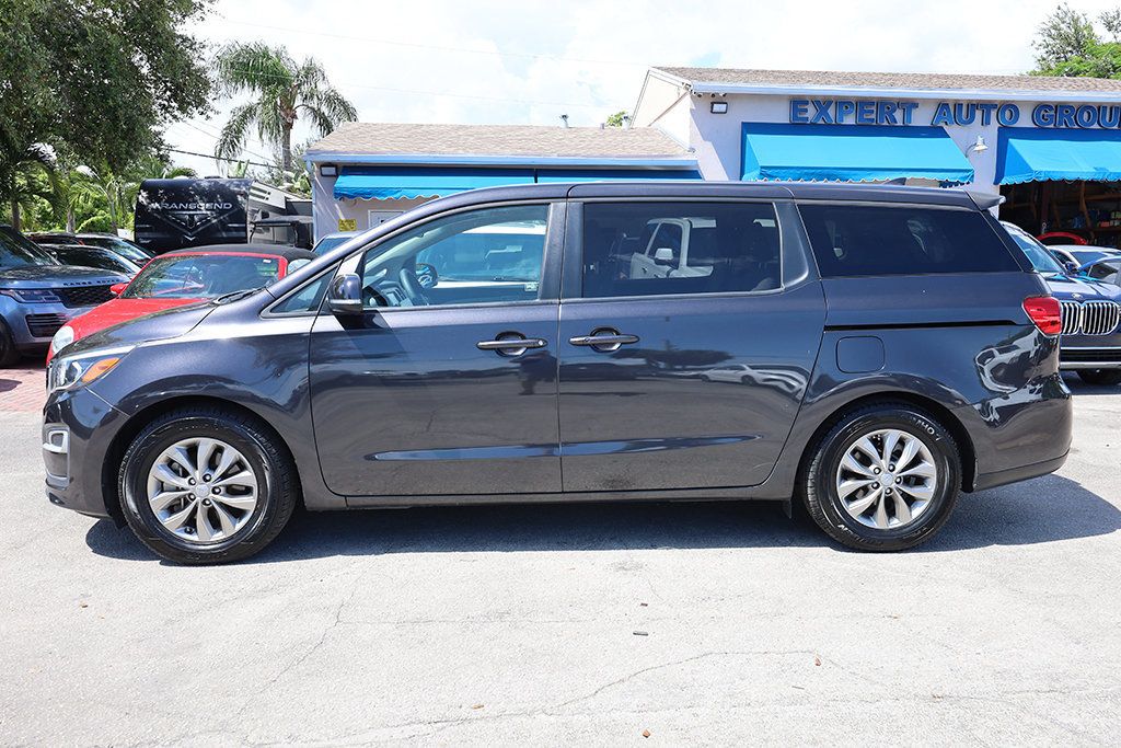 2023 Kia K5 GT-Line photo 2