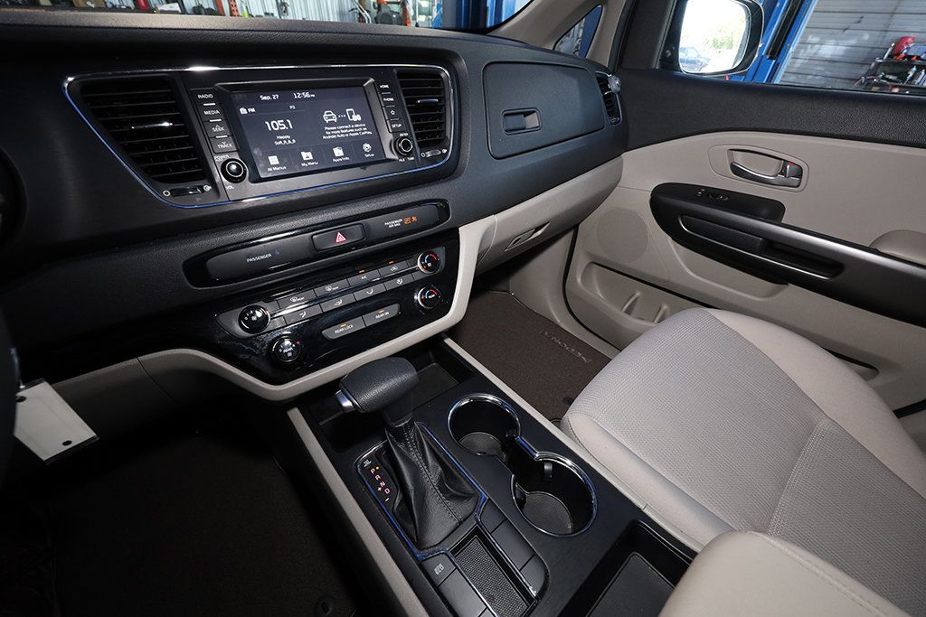 2023 Kia K5 GT-Line photo 26