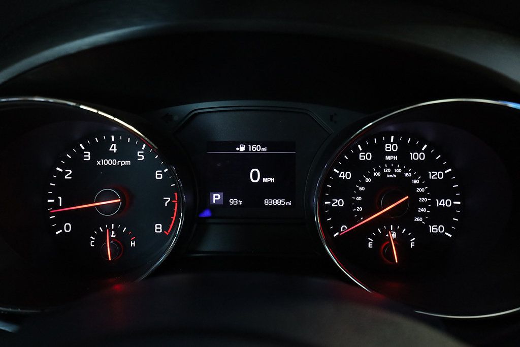 2023 Kia K5 GT-Line photo 33