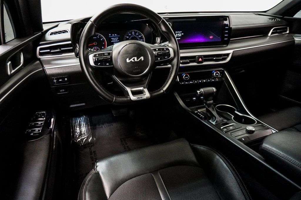 2023 Kia K5 GT-Line photo 21