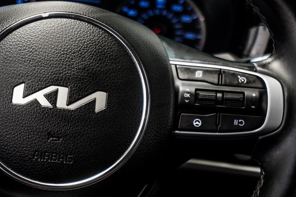 2023 Kia K5 GT-Line photo 23