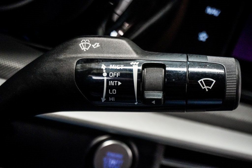 2023 Kia K5 GT-Line photo 25