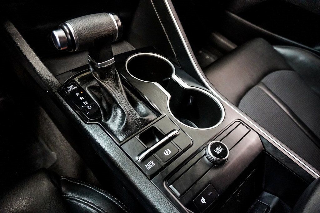 2023 Kia K5 GT-Line photo 34