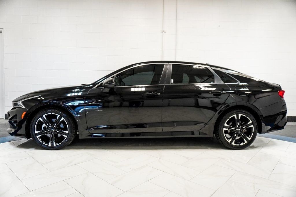 2023 Kia K5 GT-Line photo 5