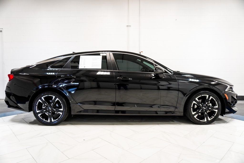 2023 Kia K5 GT-Line photo 6