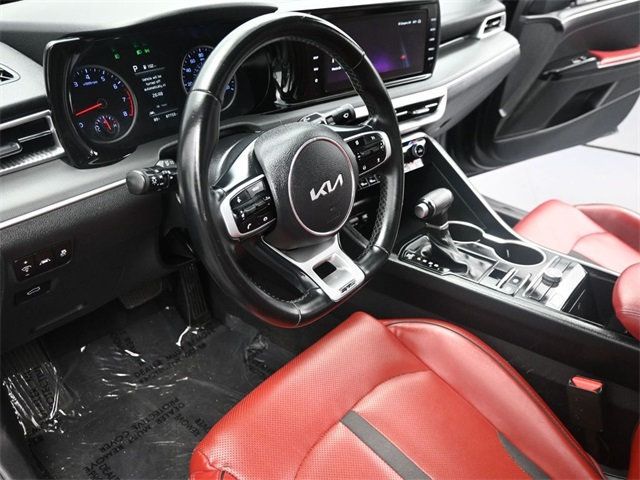 2023 Kia K5 GT-Line photo 4