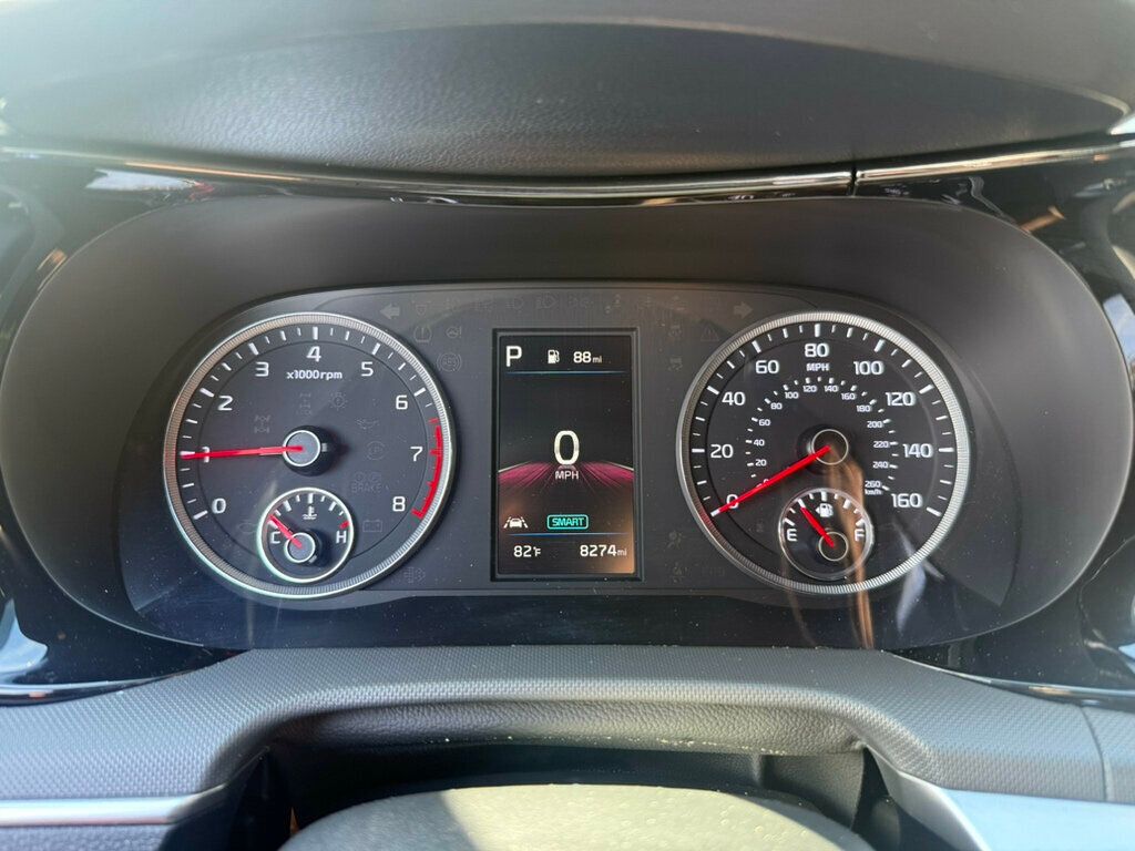 2023 Kia K5 GT-Line photo 4