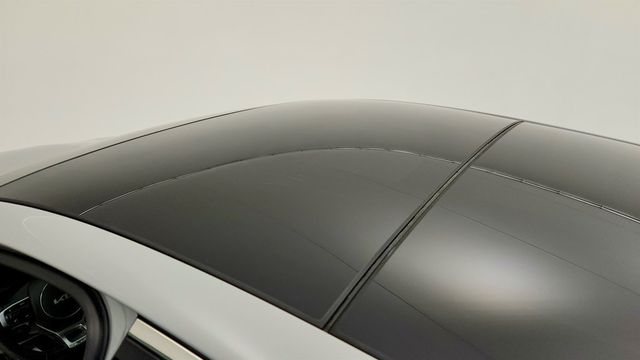 2023 Kia K5 GT-Line Automatic with Panoramic Sunroof & Premium Package - 22975022 - 9