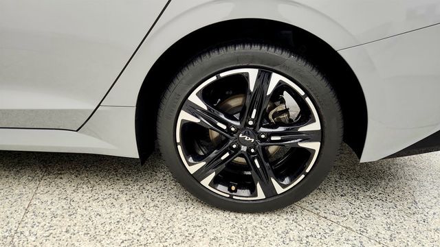 2023 Kia K5 GT-Line Automatic with Panoramic Sunroof & Premium Package - 22975022 - 8