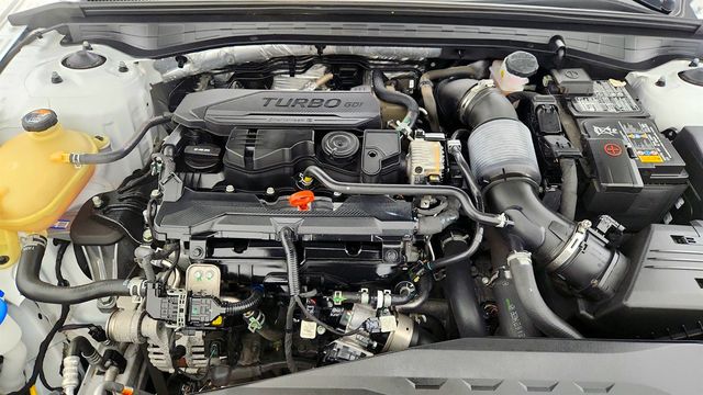 2023 Kia K5 GT-Line Automatic with Premium Package - 22962950 - 25