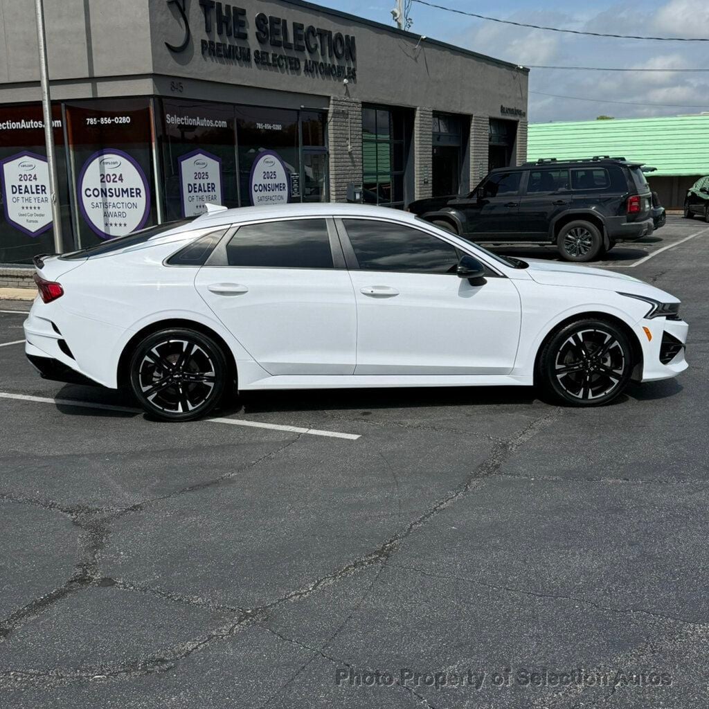 Kia K5 photo 15
