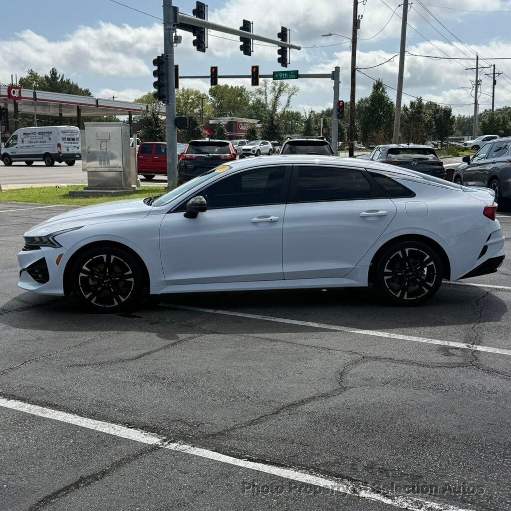 Kia K5 photo 8