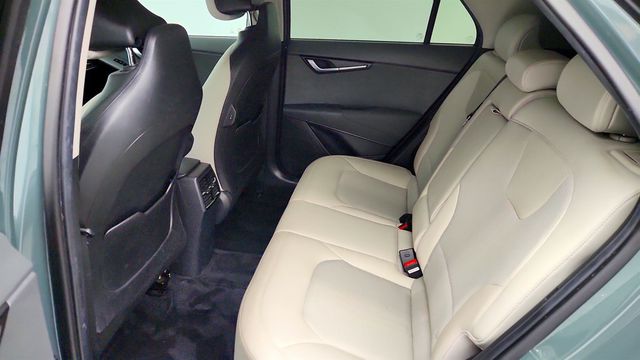 2023 Kia Niro EX (49 mpg) - 22971736 - 22