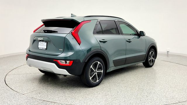2023 Kia Niro EX (49 mpg) - 22971736 - 4