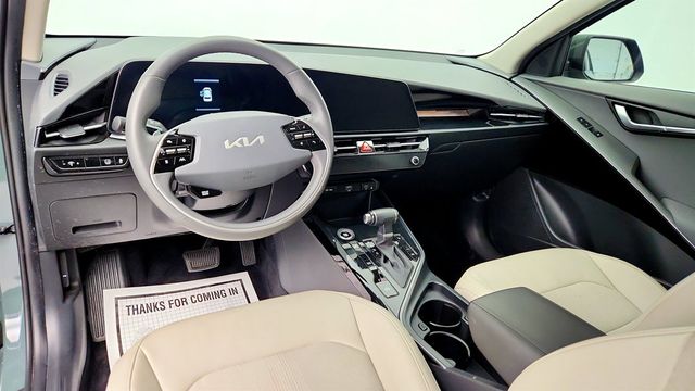 2023 Kia Niro EX FWD - 22971736 - 11