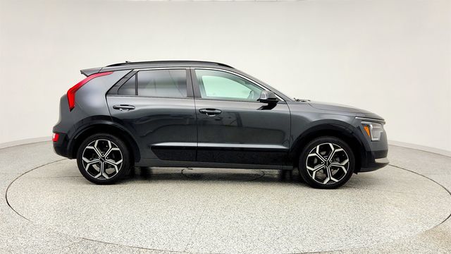 2023 Kia Niro EX Touring - 23016279 - 3