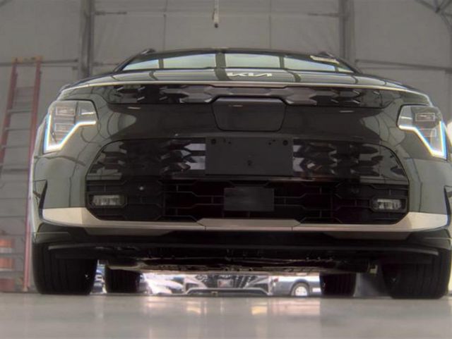 2023 Kia Niro EV Wave - 23089895 - 3