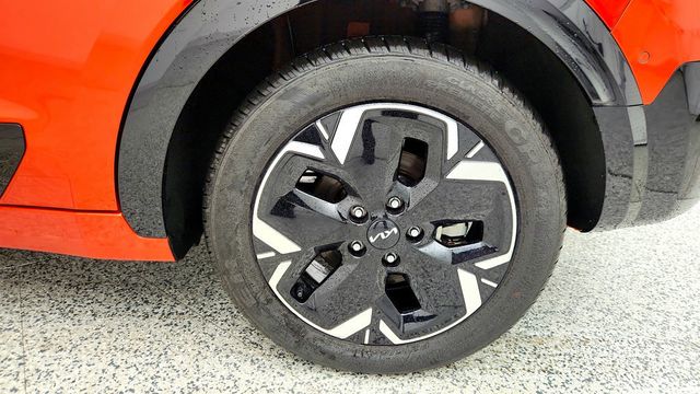 2023 Kia Niro EV Wave (239-mile range) - 22986848 - 8