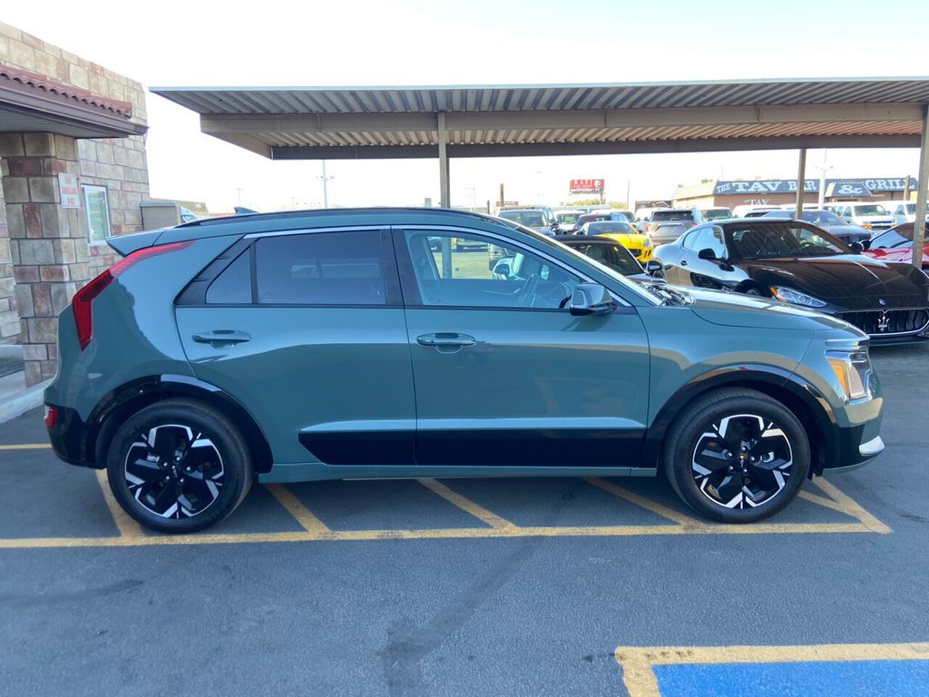 2023 Kia Niro EV Wind - 22031612 - 6