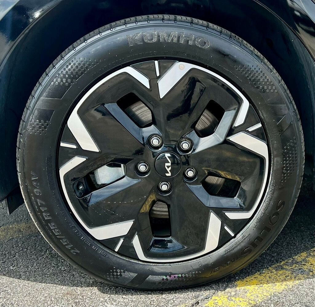 2023 Kia Niro EV Wind photo 30