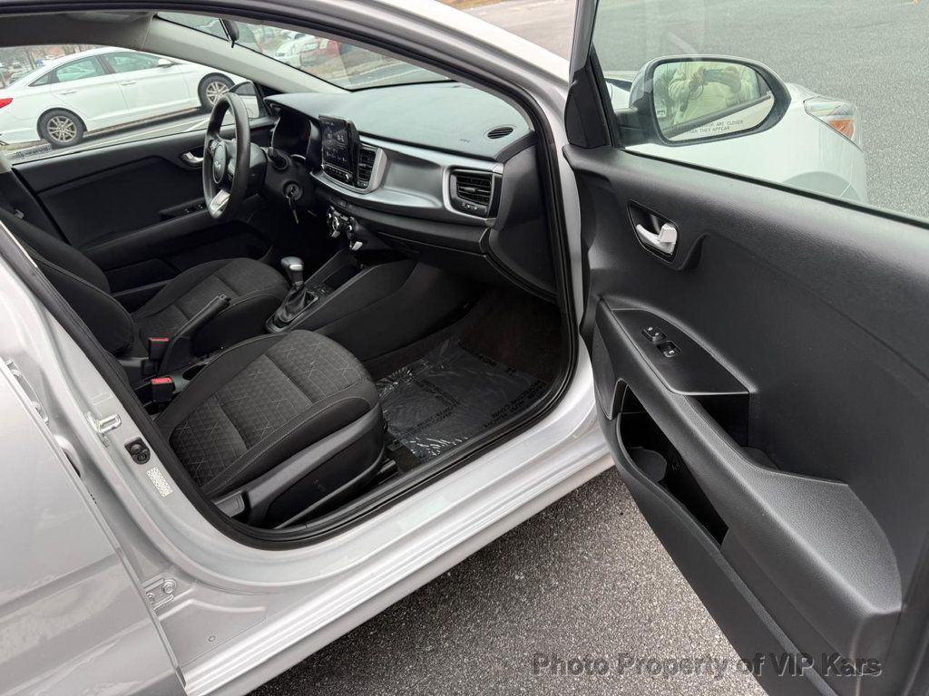 2023 Kia Rio  - 22993404 - 9