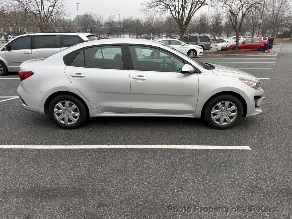 2023 Kia Rio  - 22993404 - 3