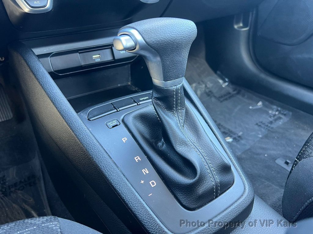 2023 Kia Rio LX IVT - 22928653 - 12