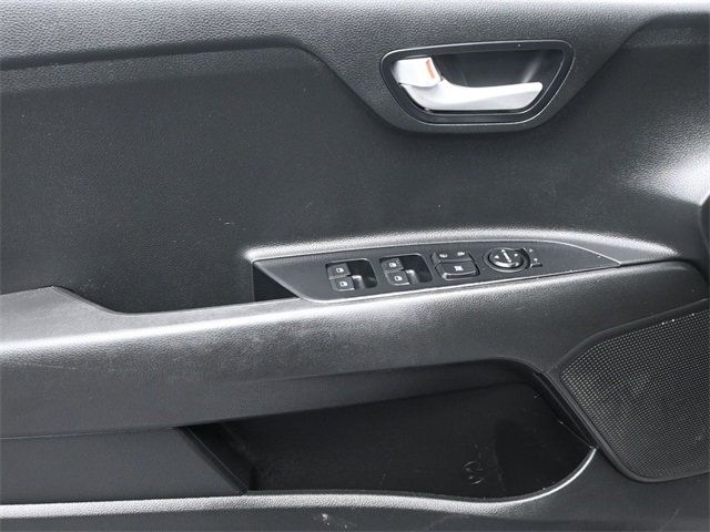 2023 Kia Rio S IVT - 22974698 - 12