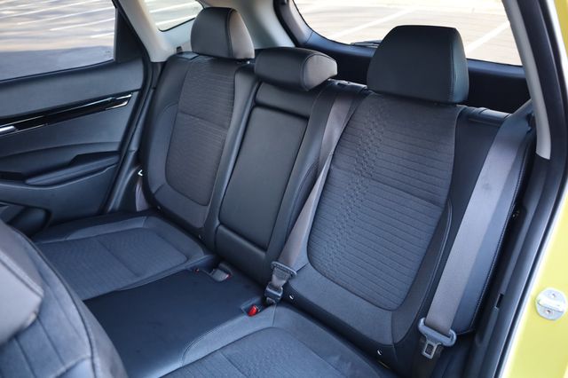 2023 Kia Seltos S IVT FWD - 22970723 - 17