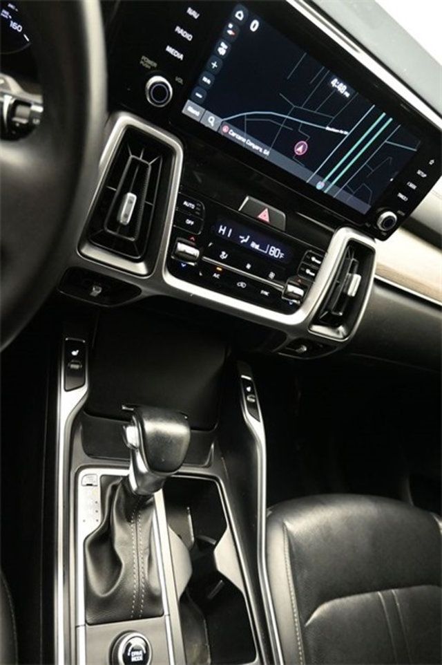 2023 Kia Sorento EX FWD - 22948361 - 25