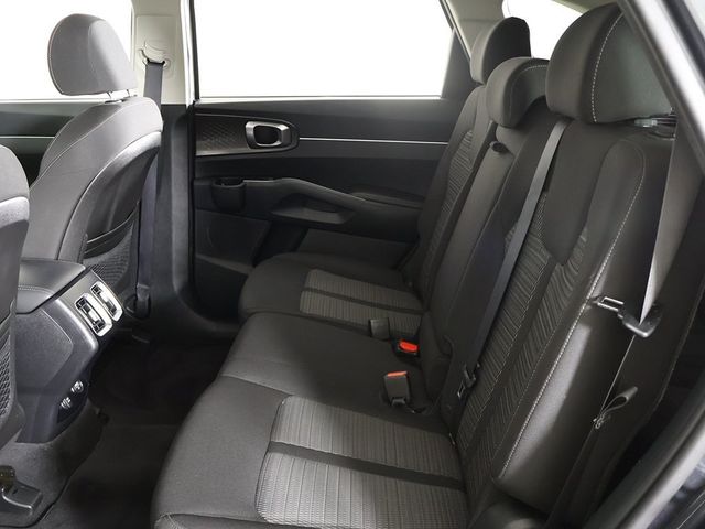 2023 Kia Sorento LX AWD - 22994573 - 31