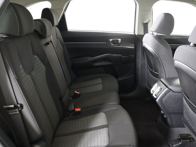 2023 Kia Sorento LX AWD - 22994573 - 32