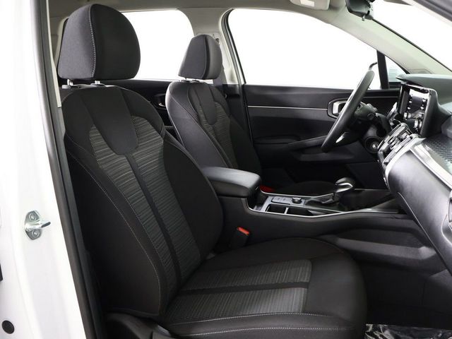 2023 Kia Sorento LX AWD - 23046344 - 30