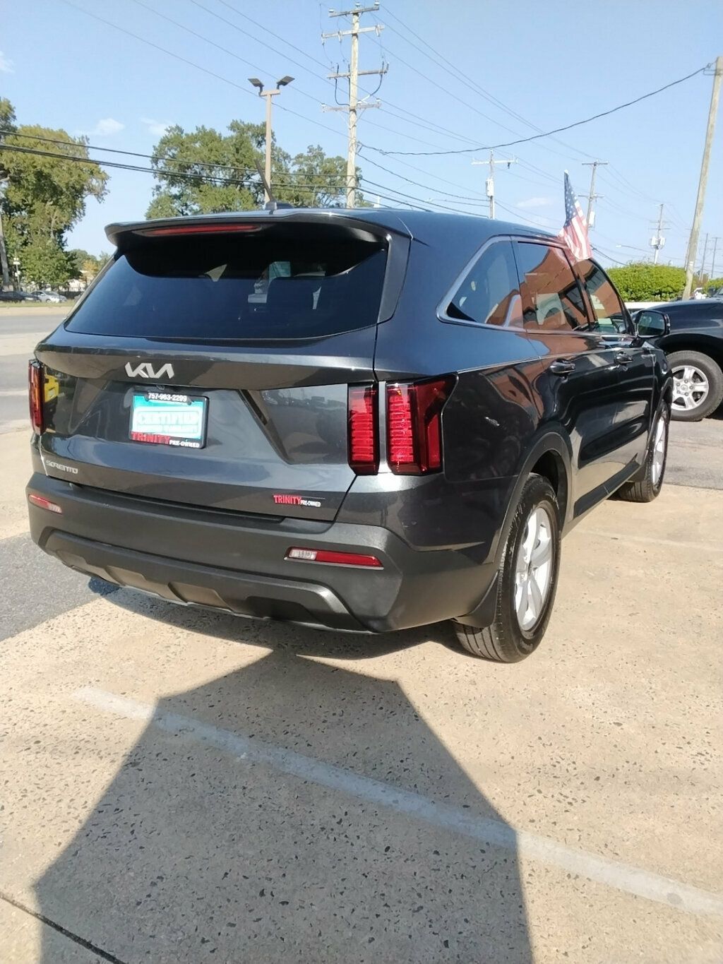 2023 Kia Sorento LX photo 4