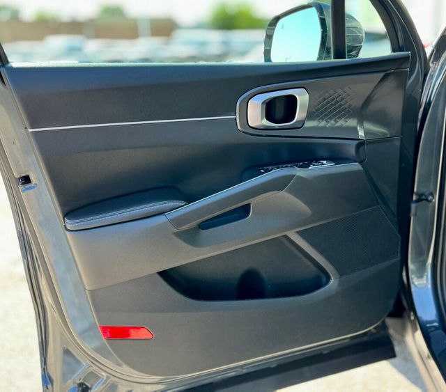 2023 Kia Sorento LX FWD - 22921870 - 10