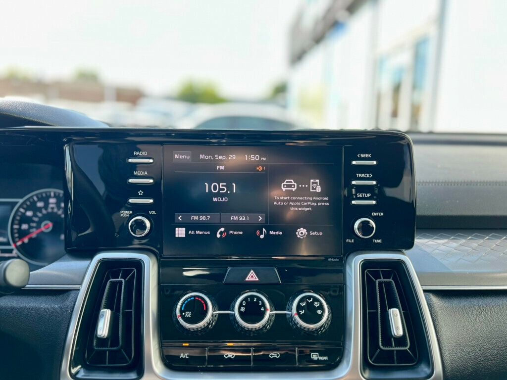 2023 Kia Sorento LX FWD - 22921870 - 19