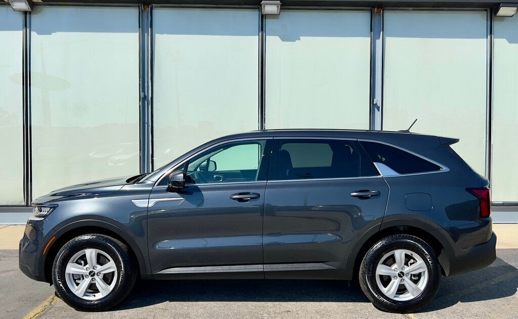 2023 Kia Sorento LX FWD - 22921870 - 33