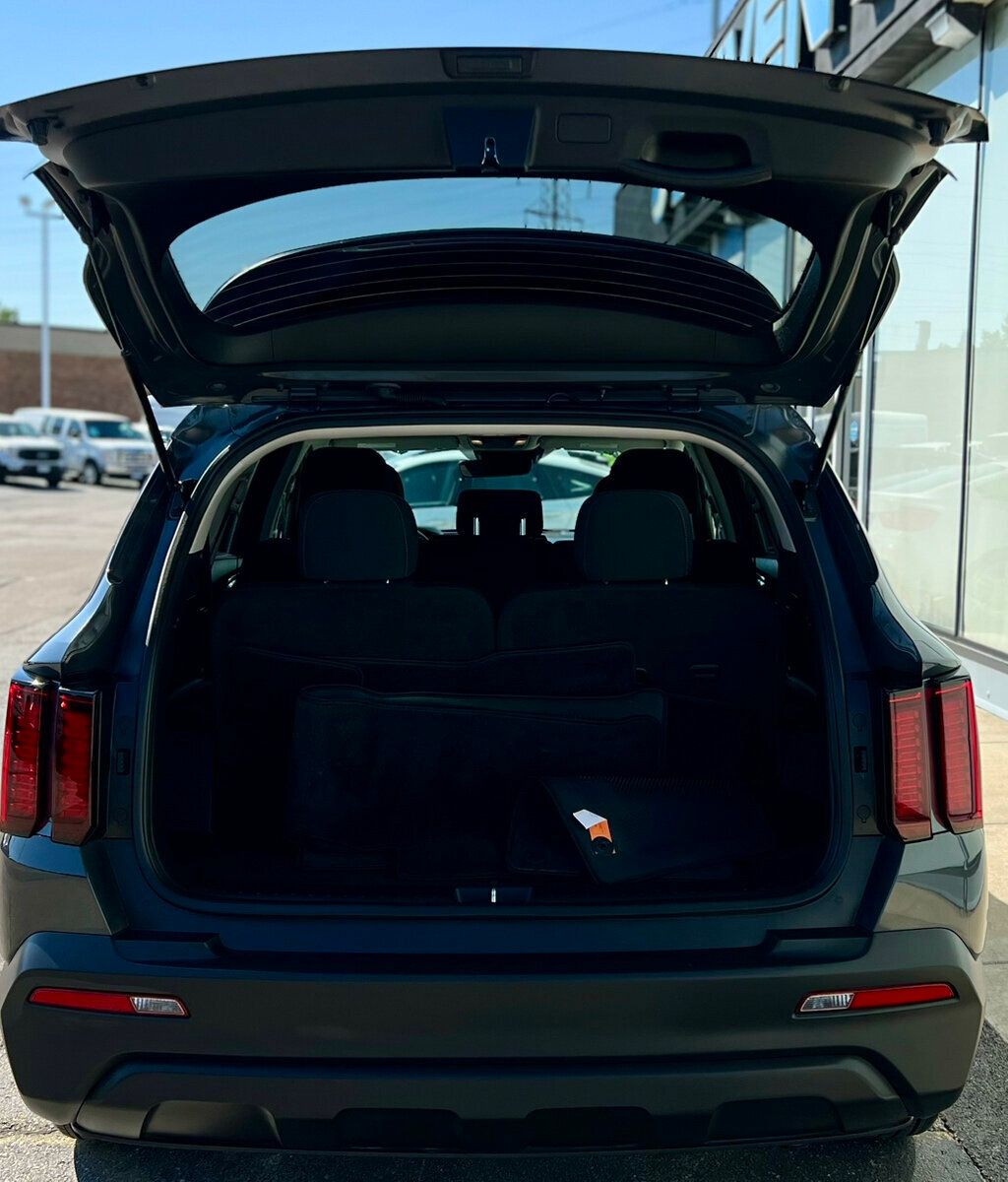 2023 Kia Sorento LX FWD - 22921870 - 7