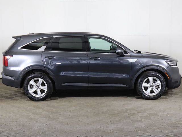 2023 Kia Sorento LX FWD - 23010869 - 16
