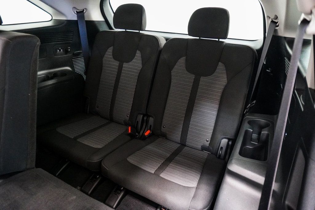 2023 Kia Sorento LX photo 20