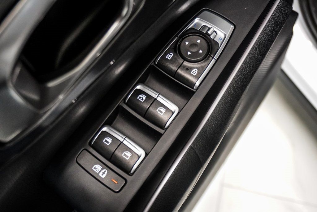 2023 Kia Sorento LX photo 31