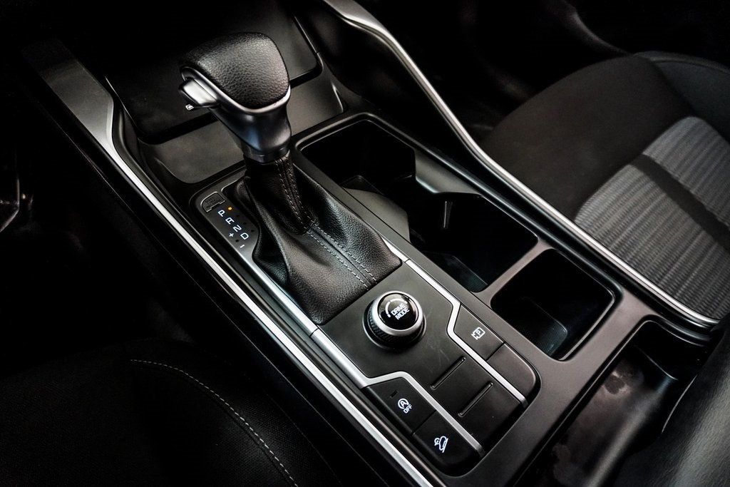 2023 Kia Sorento LX photo 34