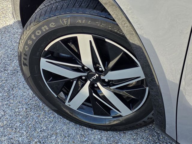 2023 Kia Sorento S FWD - 23030883 - 32