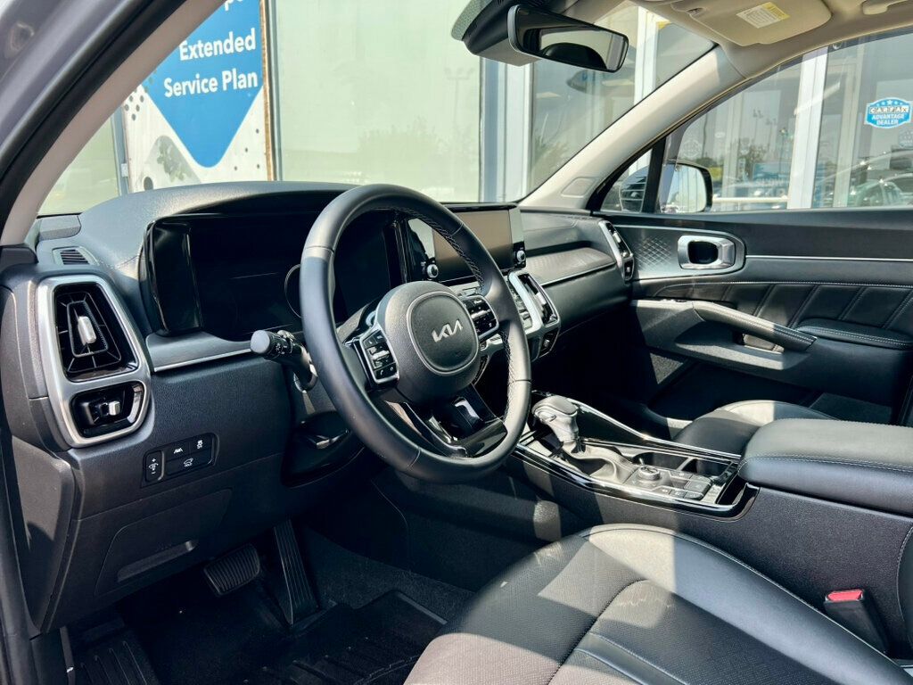 2023 Kia Sorento SX - 22893134 - 14